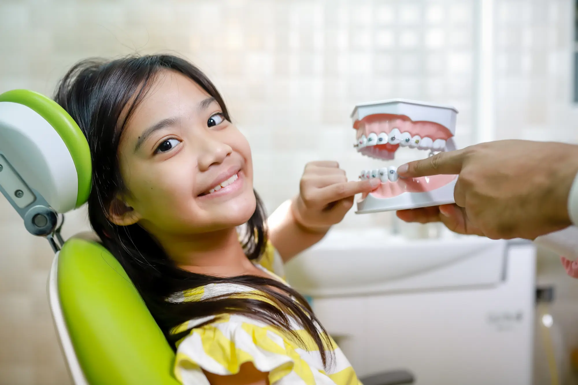 Should Teens Go to a Pediatric Dentist?